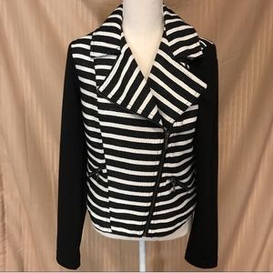 NWT Black White Zip Jacket Maurice’s Medium
